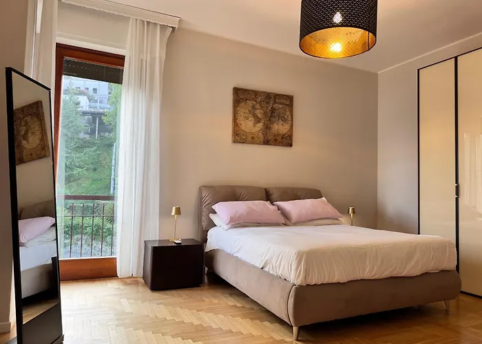 Dave Luxury View Como