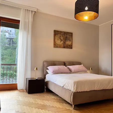 Dave Luxury View Como